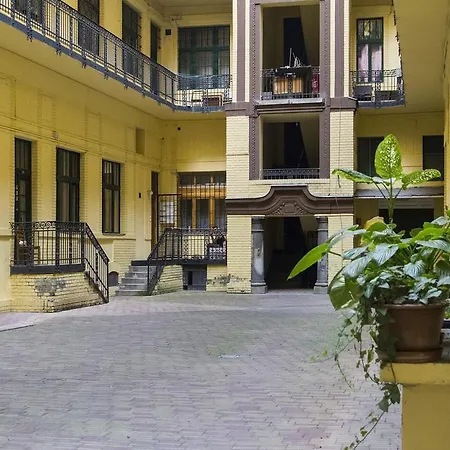 Apartment Rakoczi 59 *