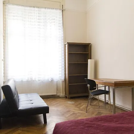 Apartment Rakoczi 59 *